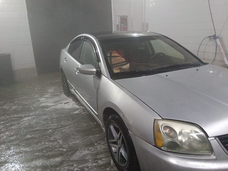 Митсубиси галант 9