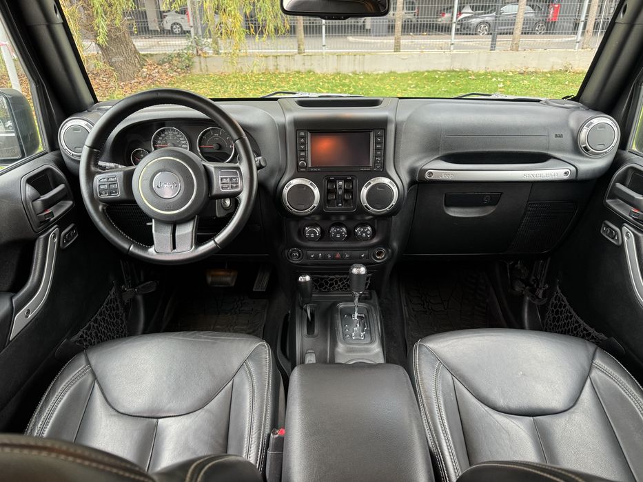 Jeep Rubicon an fab 2018 Motor 2.8 CRD 200 CP accept si variante auto!