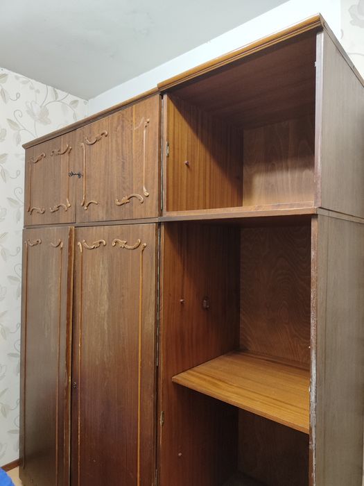 Стенка-шкаф югославская