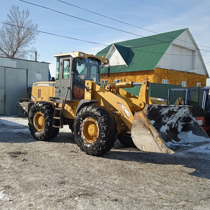 Продам погрузчик 2 куб