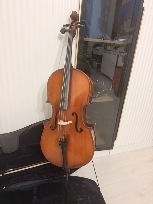 Продам виолончель 1/8