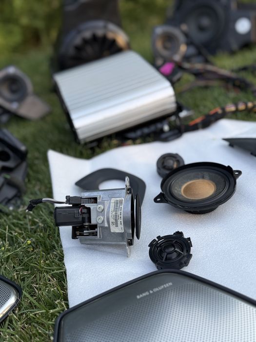 Sistem sunet Bang & Olufsen pentru Audi A7  FL  boxe B&O Audi amplif