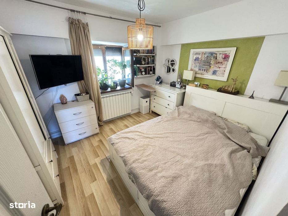 Apartament 2 camere zona Capitol - Tomis 2 cu Centrala si Loc de Parca