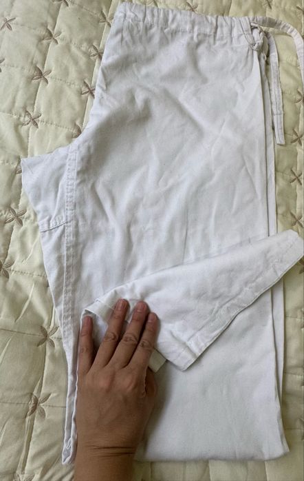 Продается кимано рост 3/160. Качественное