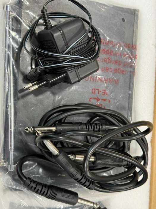 AUNA VHF-2-H – безжичен микрофонен комплект с 2 динамични микрофона