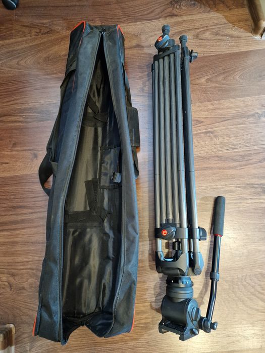 Trepied video profesional