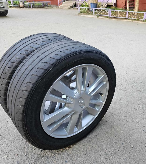 Продам диски от весты с резиной