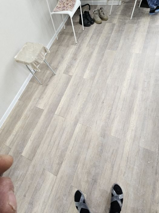 Установка дверей. Обой. Покраска