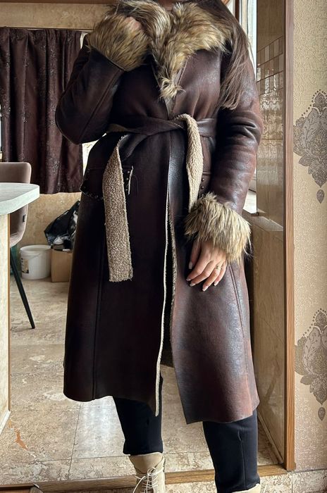 Cojoc de piele cu blana pe interior