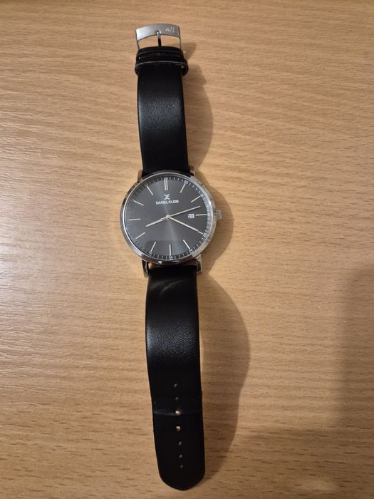 Ceas Daniel Klein quartz 44 mm, curea piele, baterie nouă