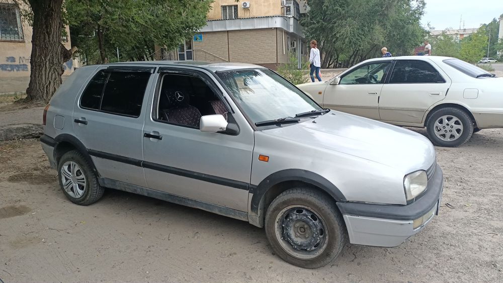 Продам Фольксваген гольф на ходу