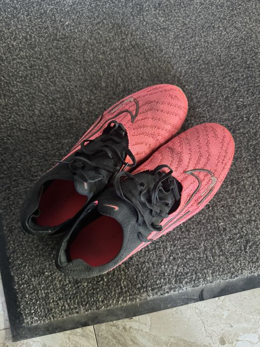 футбольные бутсы Nike phantom gx