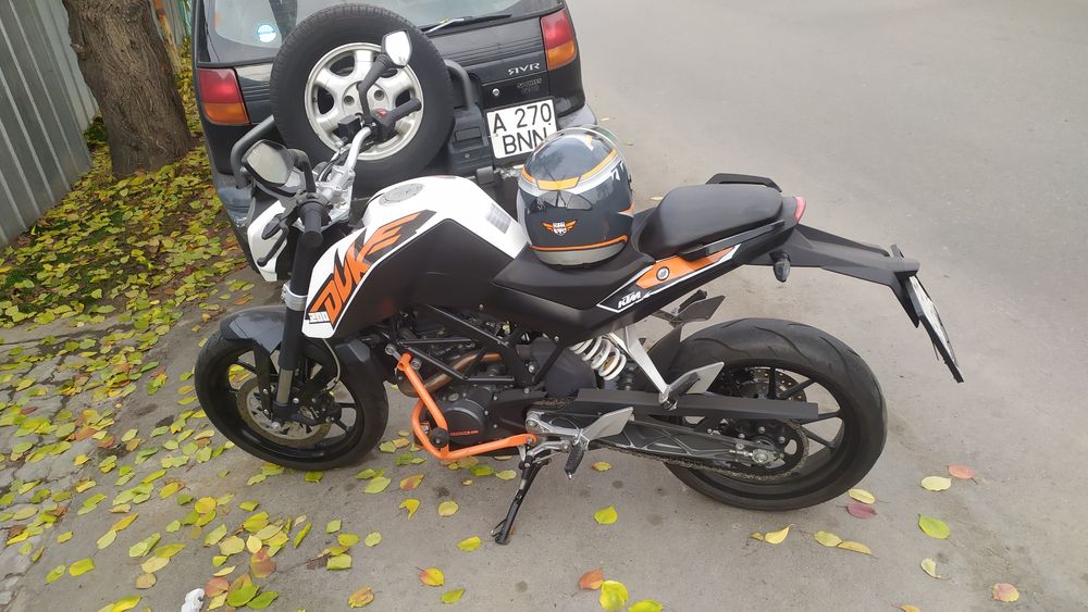 Продам КТМ Duke 200