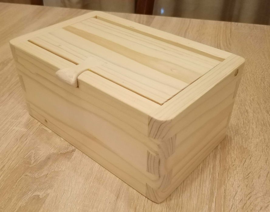 Дървена кутия за бижута, часовници и .тн.