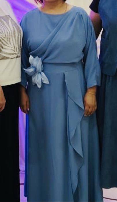 Продам платья  одевала на свадьбу