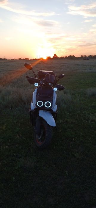 Скутер TANK 150cc