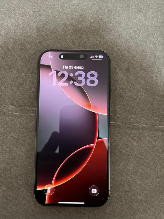 В продаже айфон 16 про