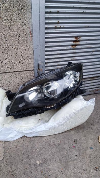 Фарове Subaru impreza GH3 2010 хечбек