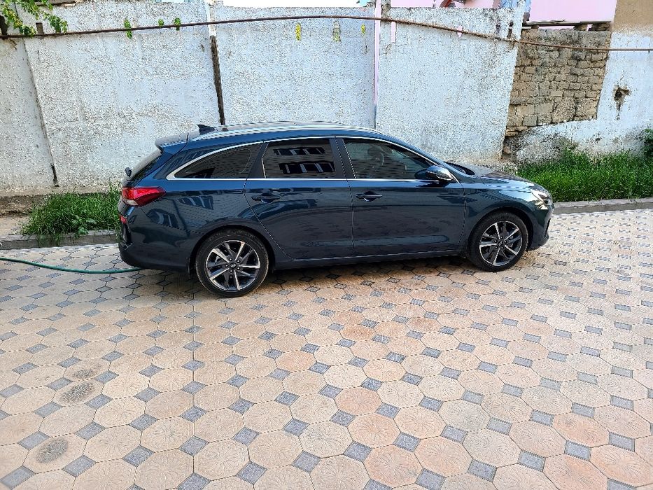 Продается машина