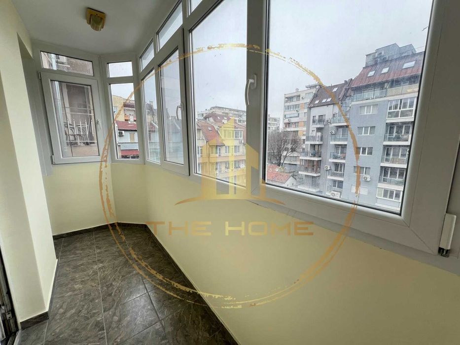 Отлична цена 3 стаен Колхозен Пазар