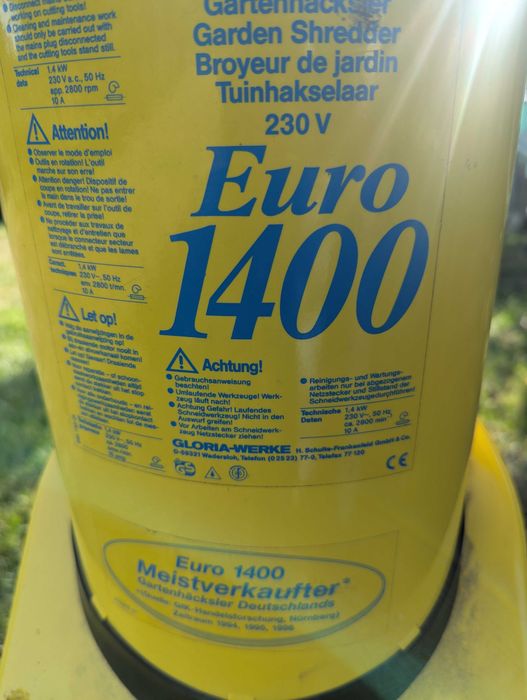 Tocator de mere , crengi , resturi vegetale - Gloria