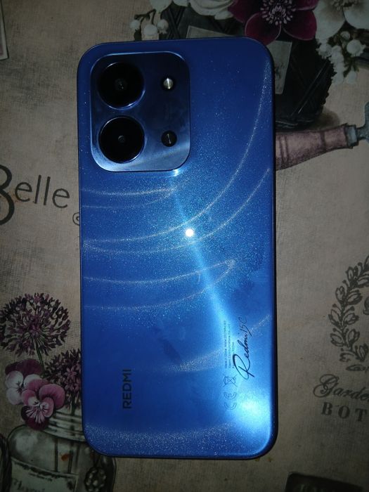 Продавам Xiaomi HypeOS
