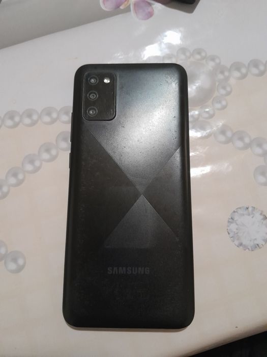 Samsung A02s sotiladi