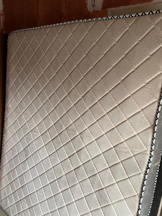 Отдам даром матрац и кровать