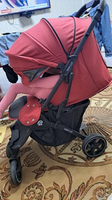 Коляска прогулочная