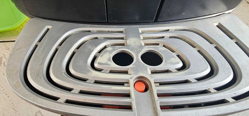 Продавам Кафеавтомат Philips Saeco Xsmall