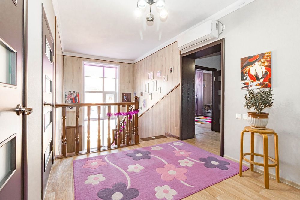 Срочно!!! Продажа дома 10 соток. Юго-Восток левая сторона . Торг