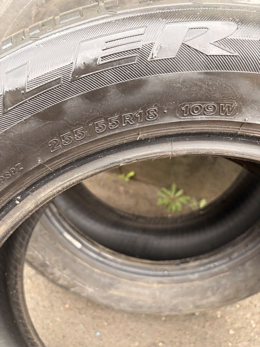 Bridgestone 255 55/18