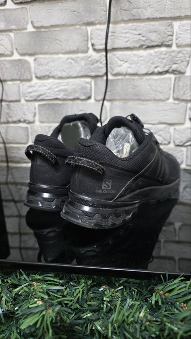 Оригинальные кроссы Salomon