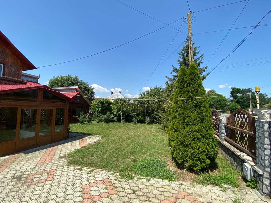 Casă de vânzare Huțani