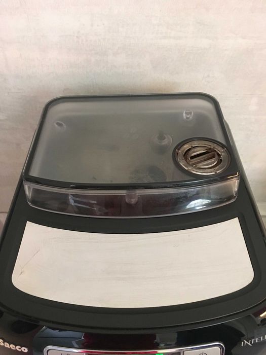 Кафеавтомат SAECO Intelia черна