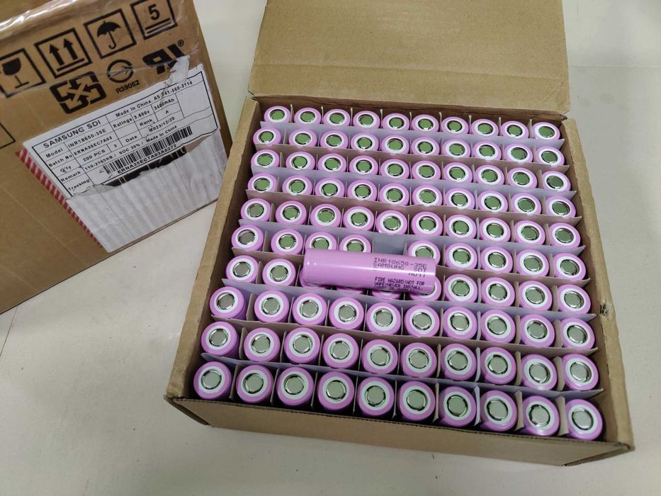 Celule Samsung INR18650-35E 3400mAh - 8A, lot 2023 decembrie