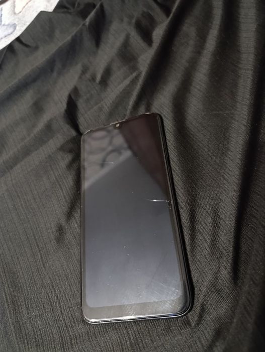 Продам HUAWEI Y7 2019