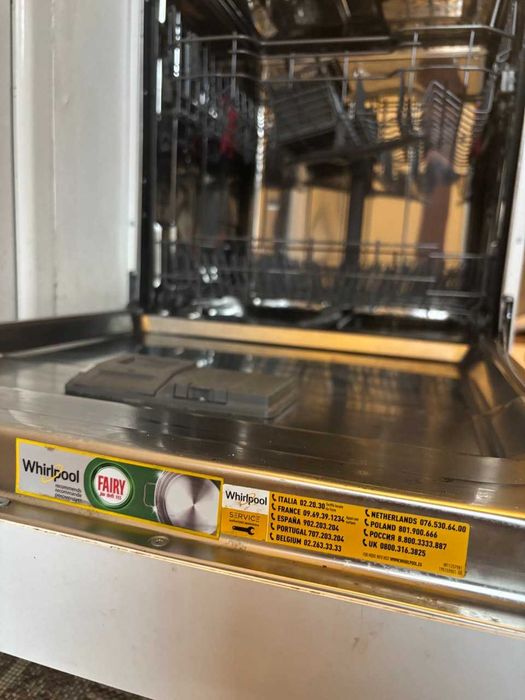 Съдомиялна Whirlpool WFE 2B19 Перфектна и като Нова - Свободностояща