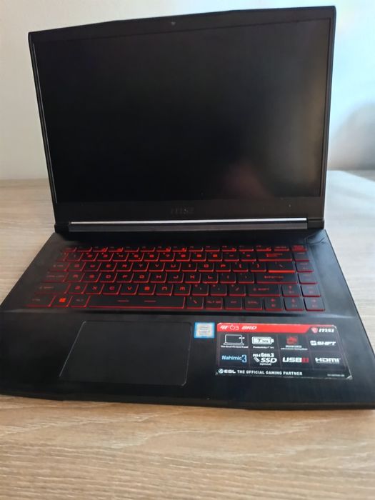 Laptop MSI cu procesor Intel Core i7