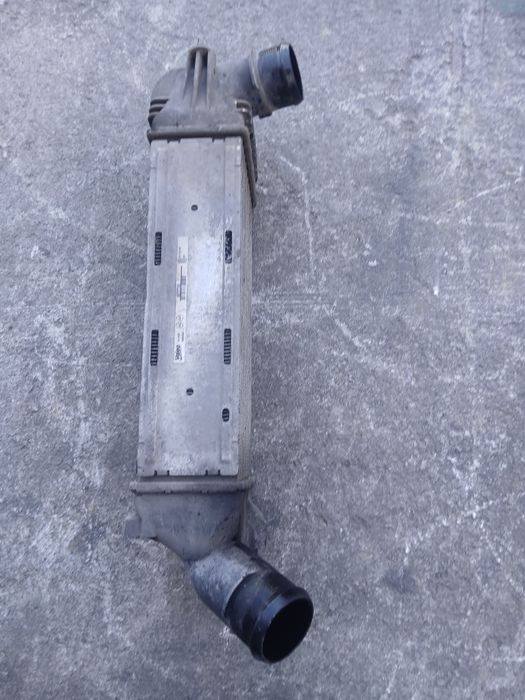 Интеркулер радиатор Valeo за Citroen C5 1.6 hdi (2004-2011) 9657073480