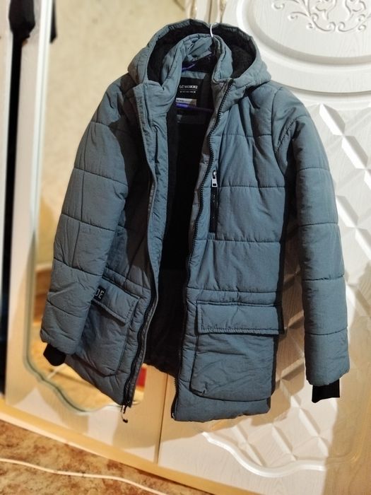 Продам куртки, пуховик