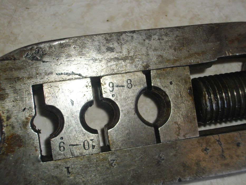 Плашка Външни Резби-Профи-Френска-11мм/12мм/8-9и9-10мм/13мм/20мм