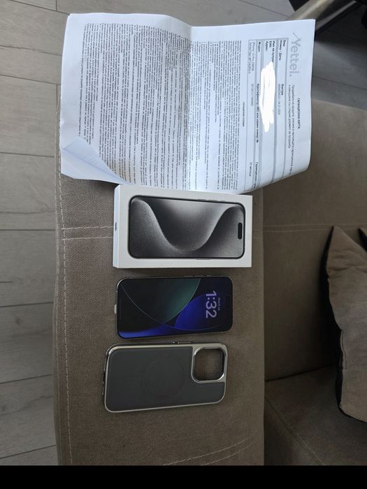 IPhone 15pro 256GB Бял
