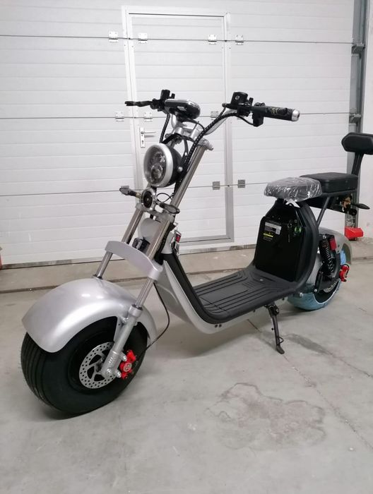 Scuter electric nou cu baterie detașabilă litiu Pro