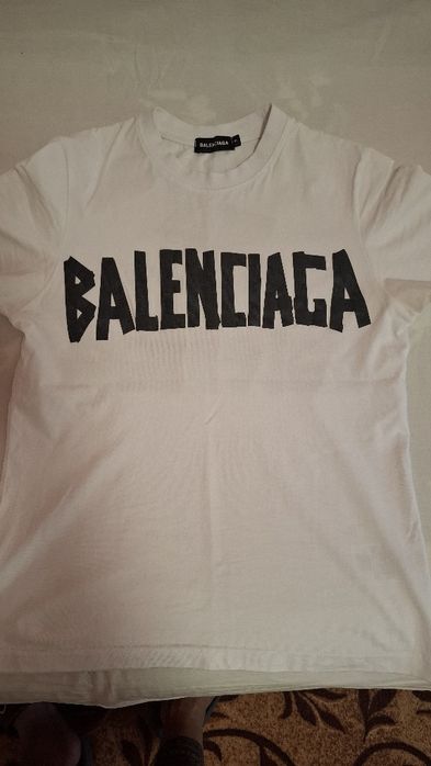 Tricou balenciaga