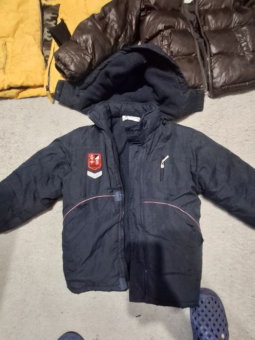 Лот Зимни и преходни якета за момче
