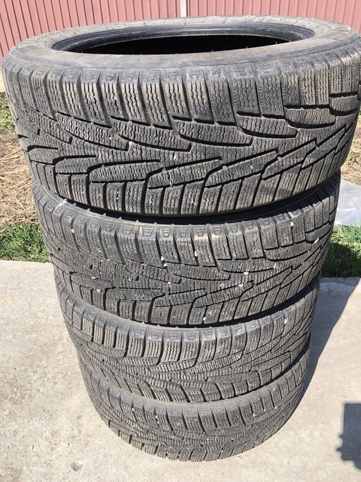 Зимние шины комплект
