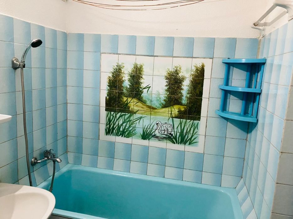 Vand apartament cu doua camere
