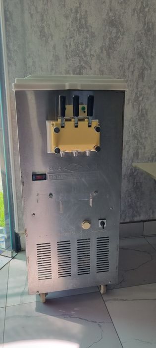 Frigomat. Morojennoye apparat