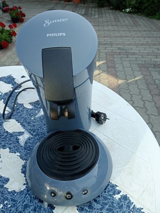 Vând două friptoze și un apărat de cafea